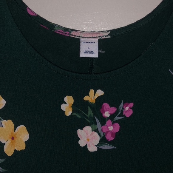 Old Navy t-shirt dress—LG - Picture 2 of 3